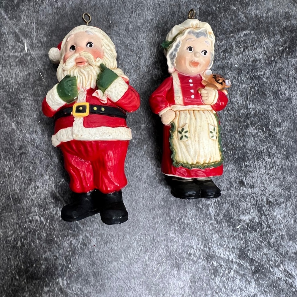 Vintage Resin Santa & Mrs.Claus Resin Ornaments | Cottage Grandma Christmas